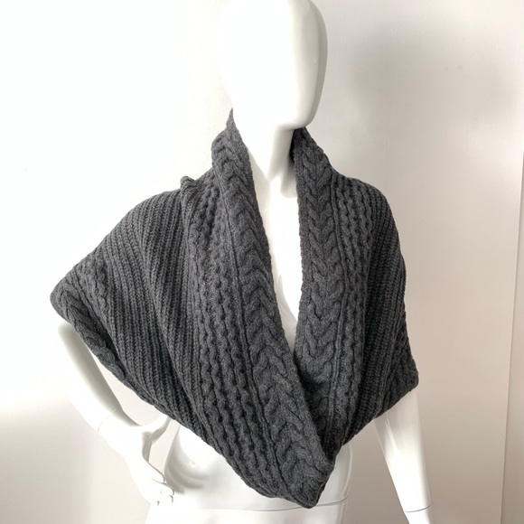 Club Monaco Accessories - Club Monaco large infinity wool scarf